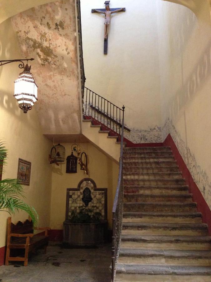 Hotel Travel بويبلا المظهر الخارجي الصورة