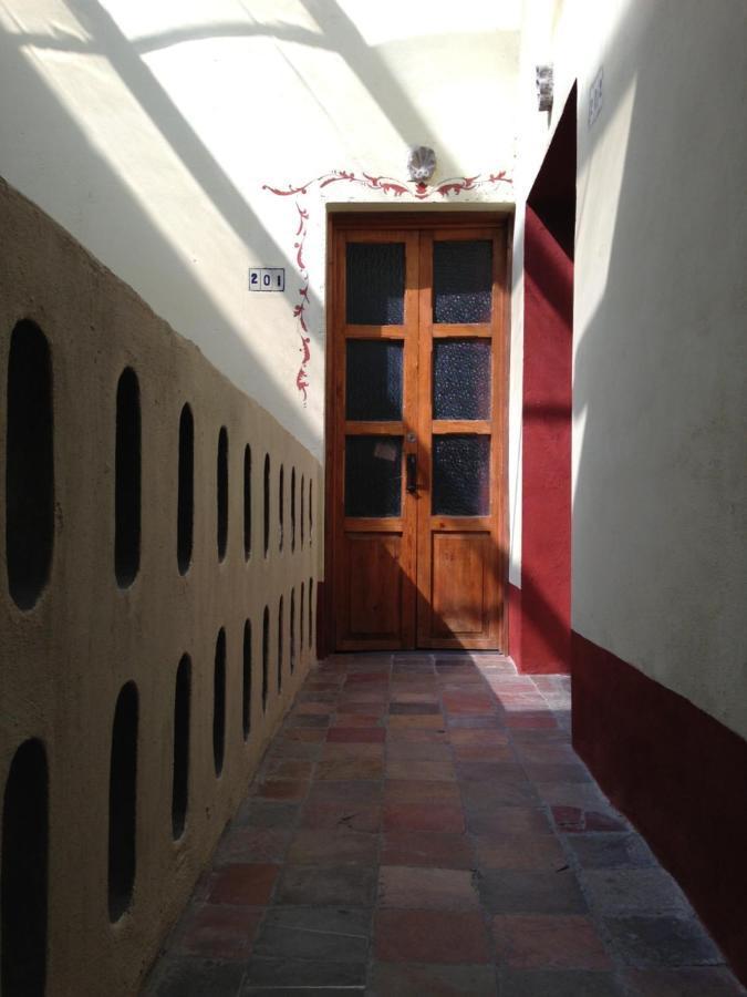 Hotel Travel بويبلا المظهر الخارجي الصورة